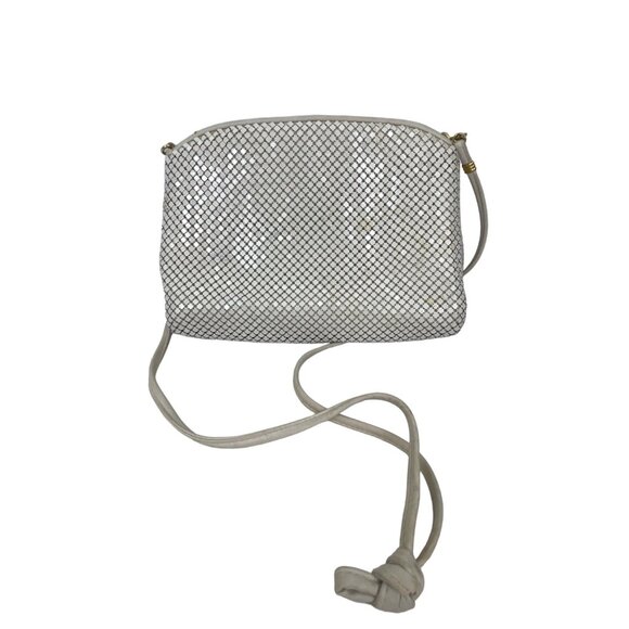 Whiting and Davis Vintage White Crossbody Purse With Mesh Design Adjustable Stra - Picture 5 of 8